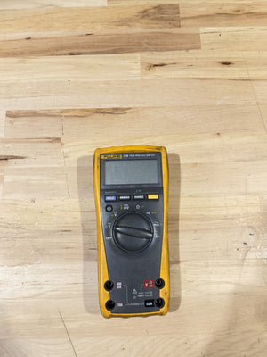 FLUKE 179 TRUE RMS MULTIMETER (PARTS ONLY) FOR PARTS DOESN’T WORK - SHIPS FAST