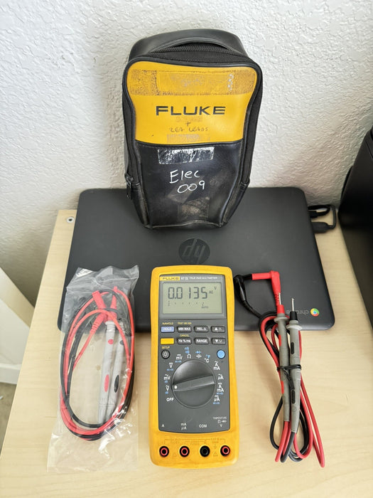 FLUKE 87IV TRMS MULTIMETER WITH BAG & LEADS