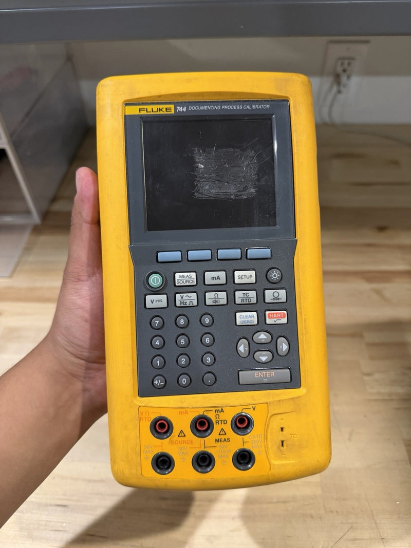 FLUKE 744 DOCUMENTING PRCESS CALIBRATOR FOR PARTS