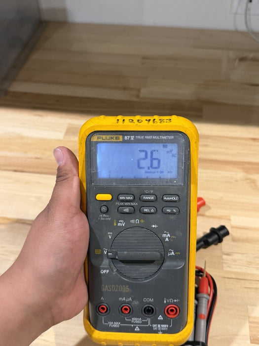 FLUKE 87V TRUE RMS MULTIMETER W/ LEADS - TESTED (SHIPS FAST)