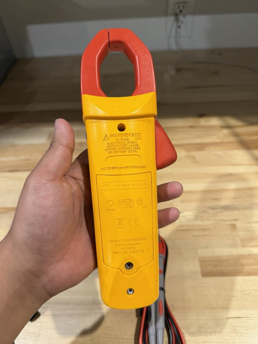 FLUKE 335 TRMS CLAMP METER W/ LEADS & CLIPS (TESTED) SHIPS FAST