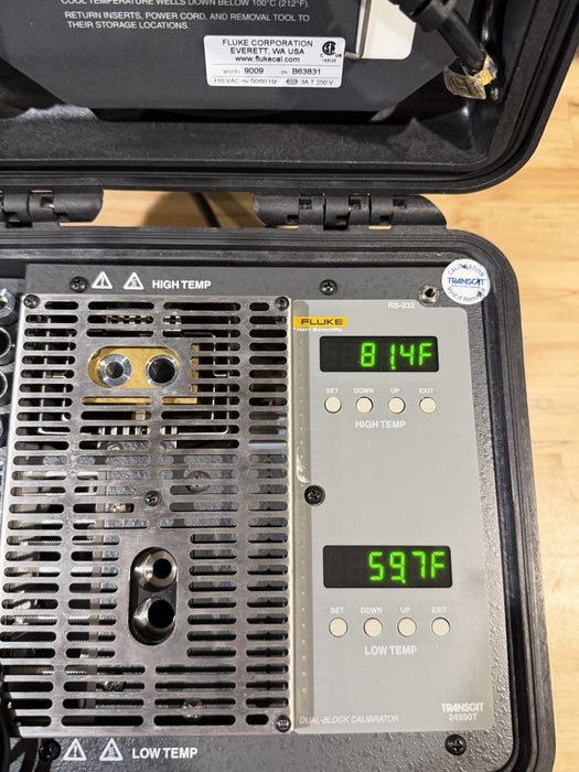 FLUKE HART SCIENTIFIC 9009 DUAL WELL DRY BLOCK CALIBRATOR -15 C TO 350 C (TESTE)