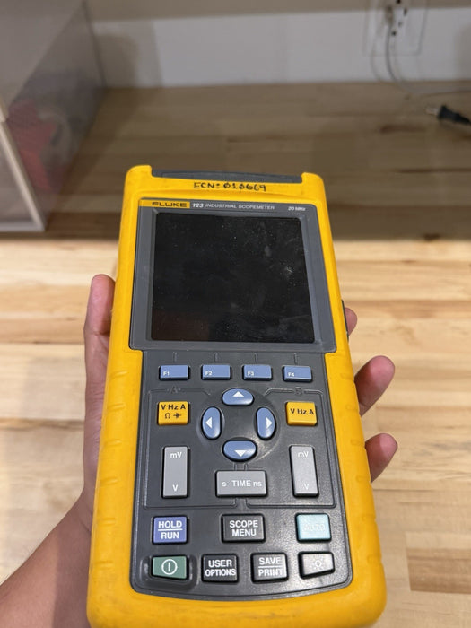 FLUKE 123 INDUSTRIAL SCOPEMETER FOR PARTS