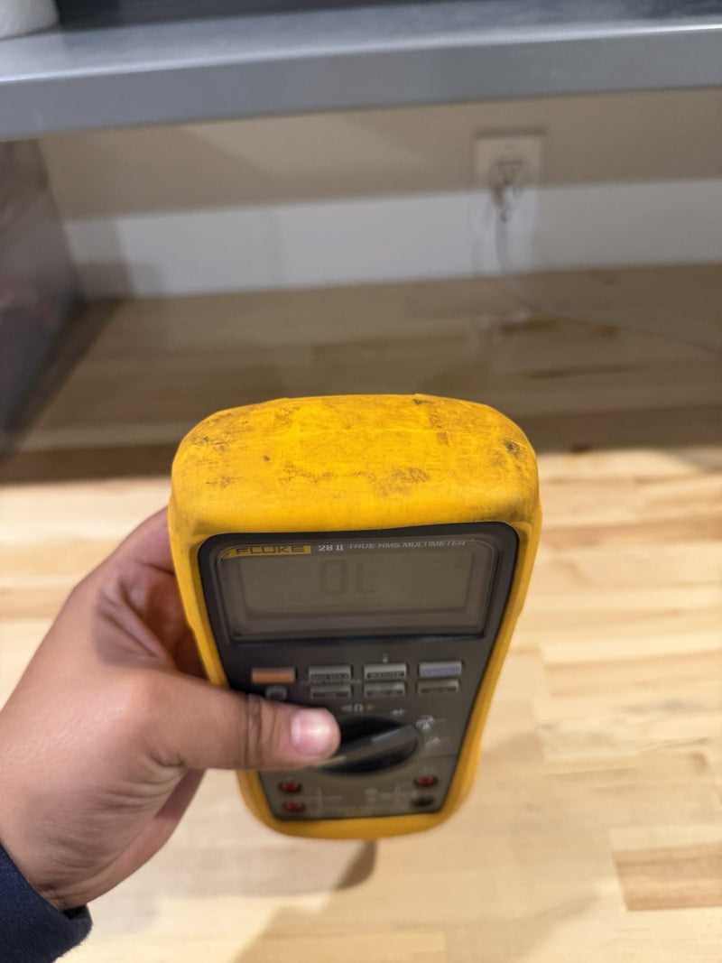 FLUKE 28 II TRUE RMS MULTIMETER FOR PARTS