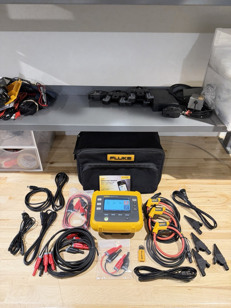 FLUKE 1730 ENERGY LOGGER KIT W/ ACCESSORIES (TESTED) FREE SHIPPING
