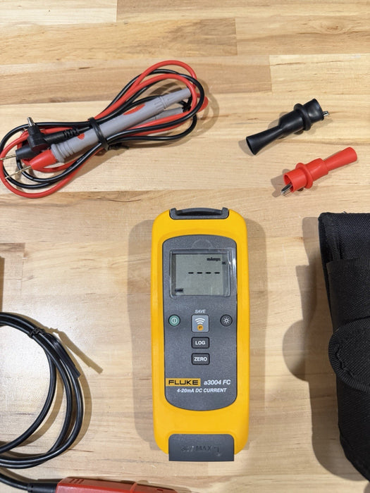 FLUKE A3004 FC WIRELESS DC CURRENT CLAMP METER NEW