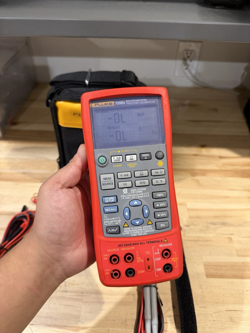 FLUKE 725EX MULTIFUNCTION PROCESS CALIBRATOR W/ ACCESSORIES- TESTED