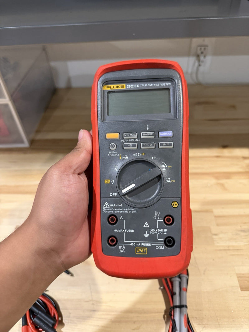 FLUKE 28 II EX TRUE RMS MULTIMETER WITH LEADS & CLIPS