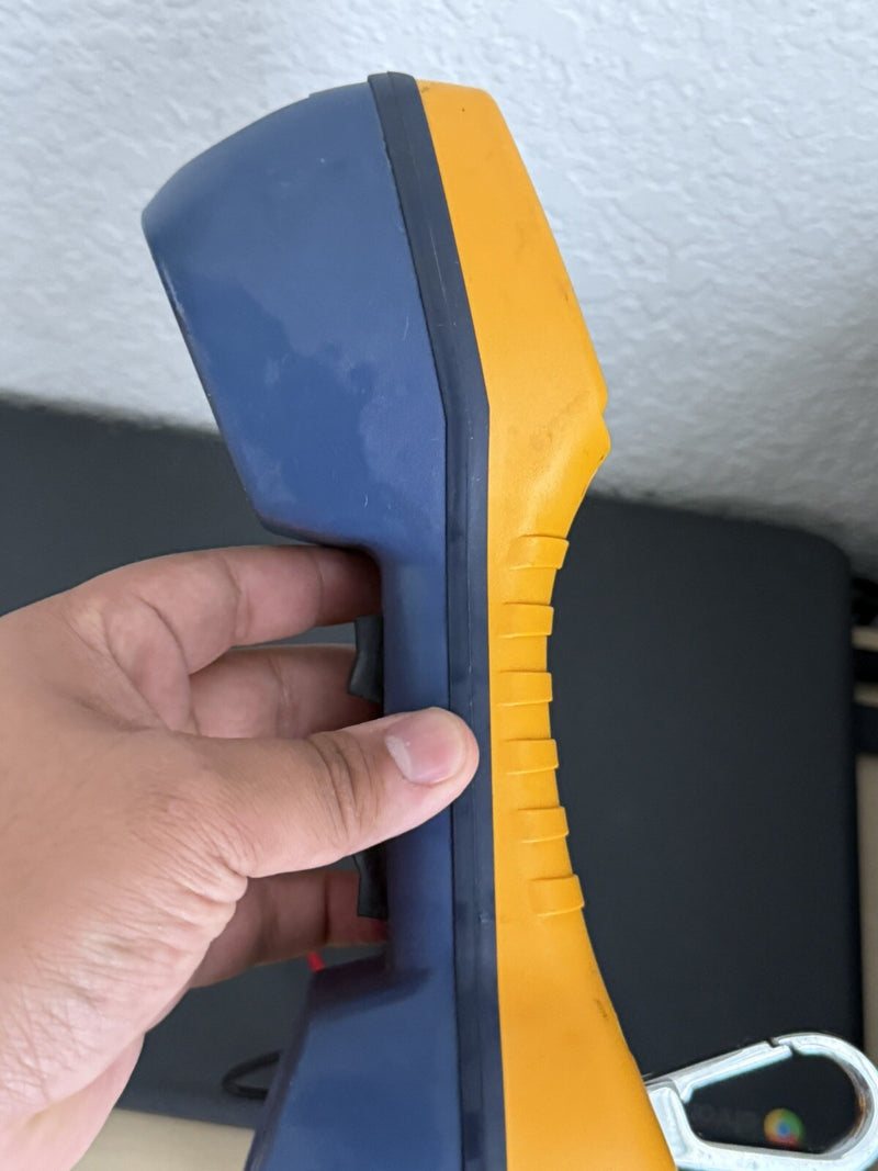 FLUKE NETWORKS TS30 PORTABLE TEST SET TELEPHONE WITH CLIPS