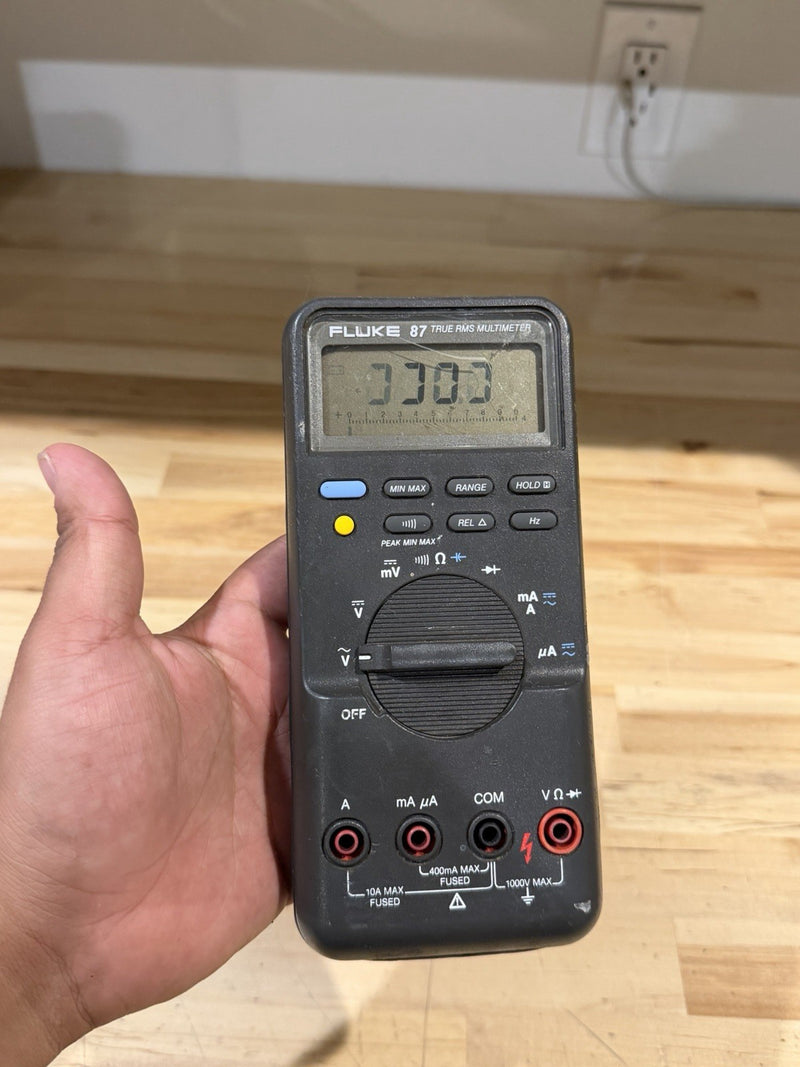 FLUKE 87 TRUE RMS MULTIMETER (PARTS ONLY) FOR PARTS
