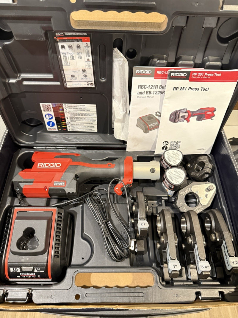 RIDGID RP251 PRESSTOOL KIT (1/2"-1") & MEGAPRESS JAWS (1/2"-3/4) RINGS -78228