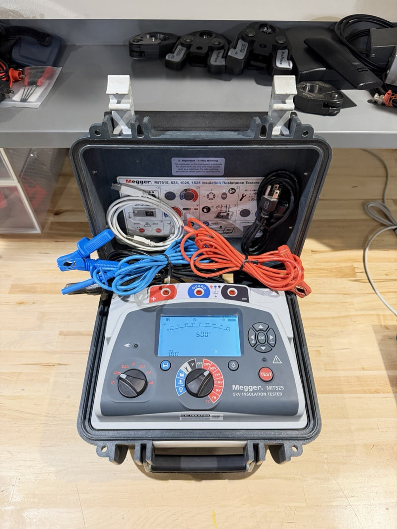 MEGGER MIT525 5KV INSULATION TESTER W/ LEADS & CHARGER (TESTED) FREE SHIPPING