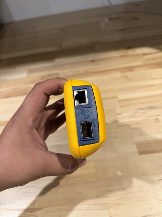 FLUKE LINKRUNNER AT 2000 TESTER FOR PARTS