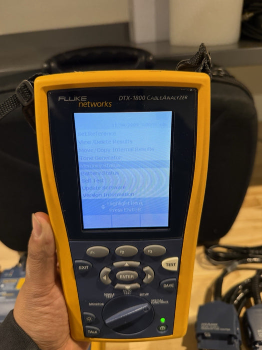 FLUKE NETWORKS DTX-1800 CABLE ANALYZER W/DTX-SFM2 DTX-MFM2 DTX-PLA002 (TESTED)