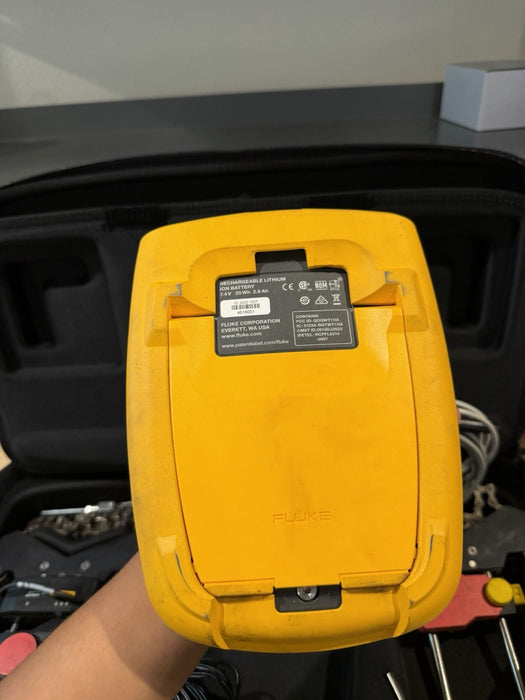 FLUKE 830 LASER ALIGNMENT TOOL WITH ACCESSORIES TESTED