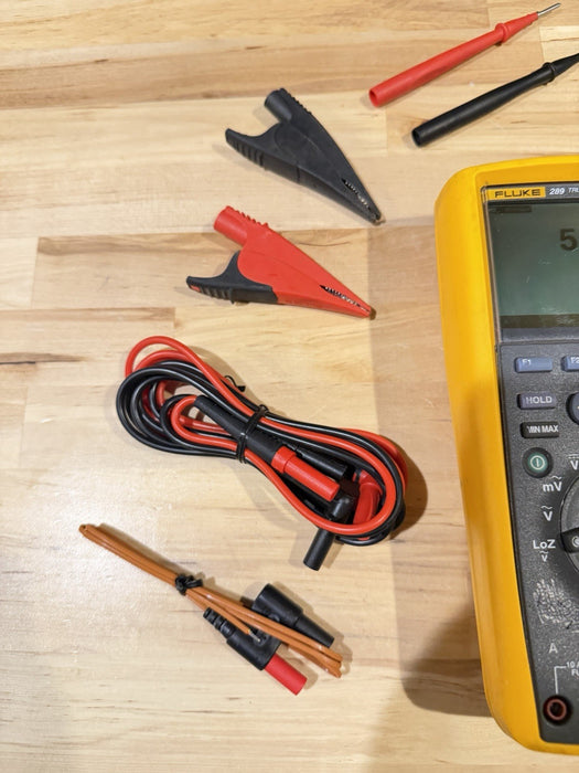 FLUKE 289 TRUE RMS DIGITAL MULTIMETER KIT W/ ACCESSORIES (TESTED) SHIPS FAST