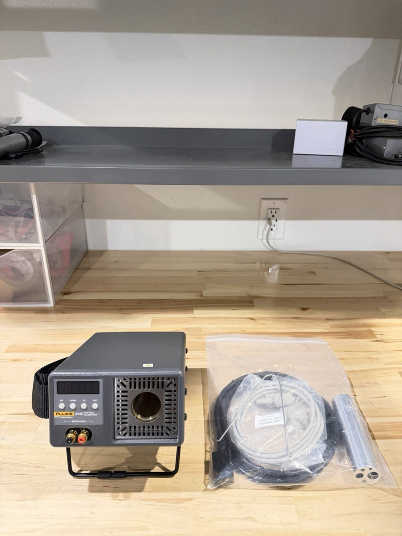 FLUKE 9140-C-156 DRY-WELL CALIBRATOR TESTED
