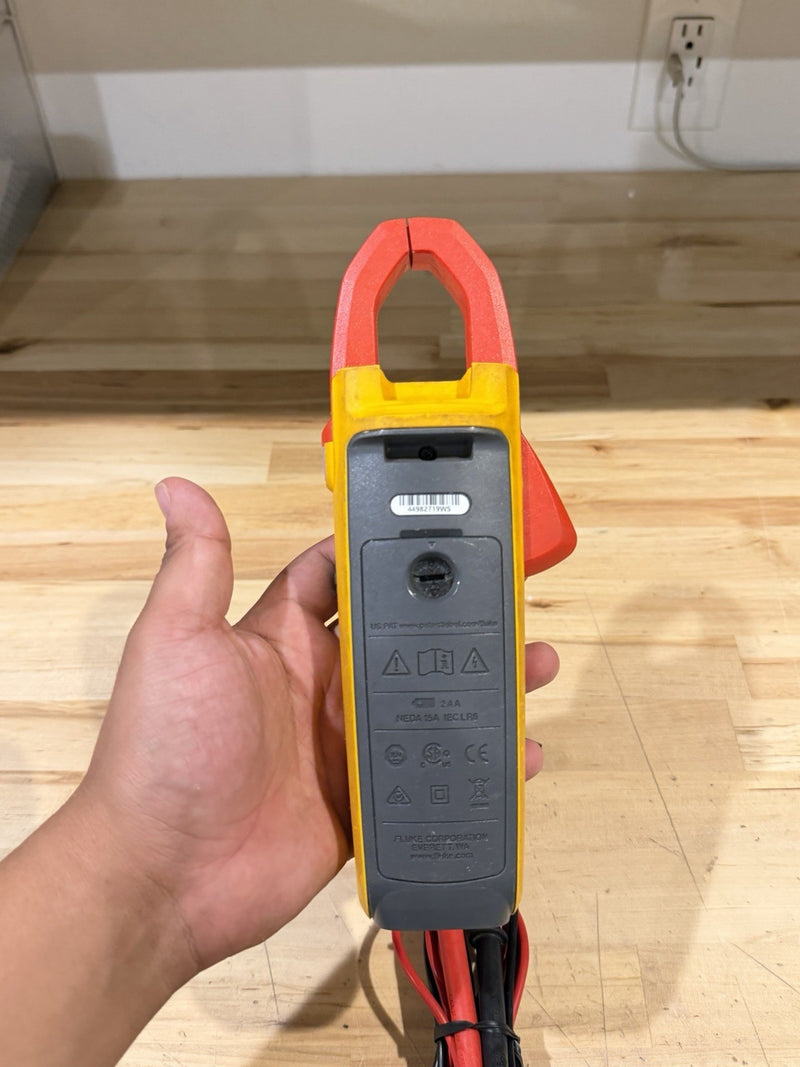 FLUKE 902 FC HVAC CLAMP METER TRUE RMS W / LEADS & CLIPS - SHIPS FAST