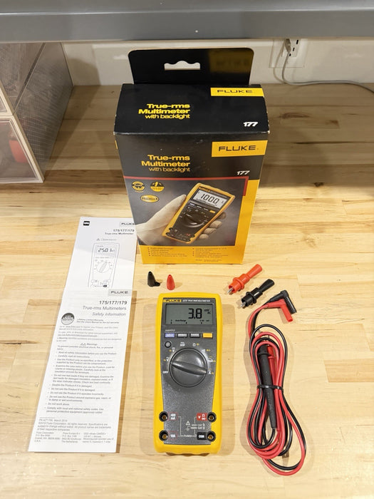 FLUKE 177 TRUE RMS DIGITAL MULTIMETER & TEMPERATURE (NEW FACTORY SEALED)MFD 2025