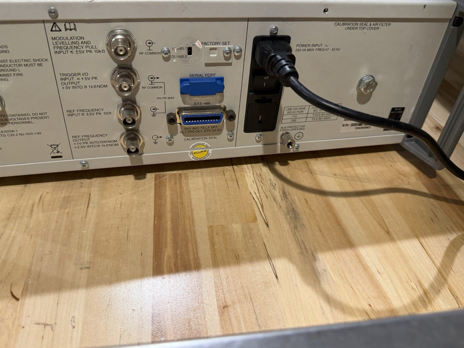 FLUKE 9640A RF REFERENCE SOURCE (PARTS ONLY) FOR PARTS - SHIPS FAST