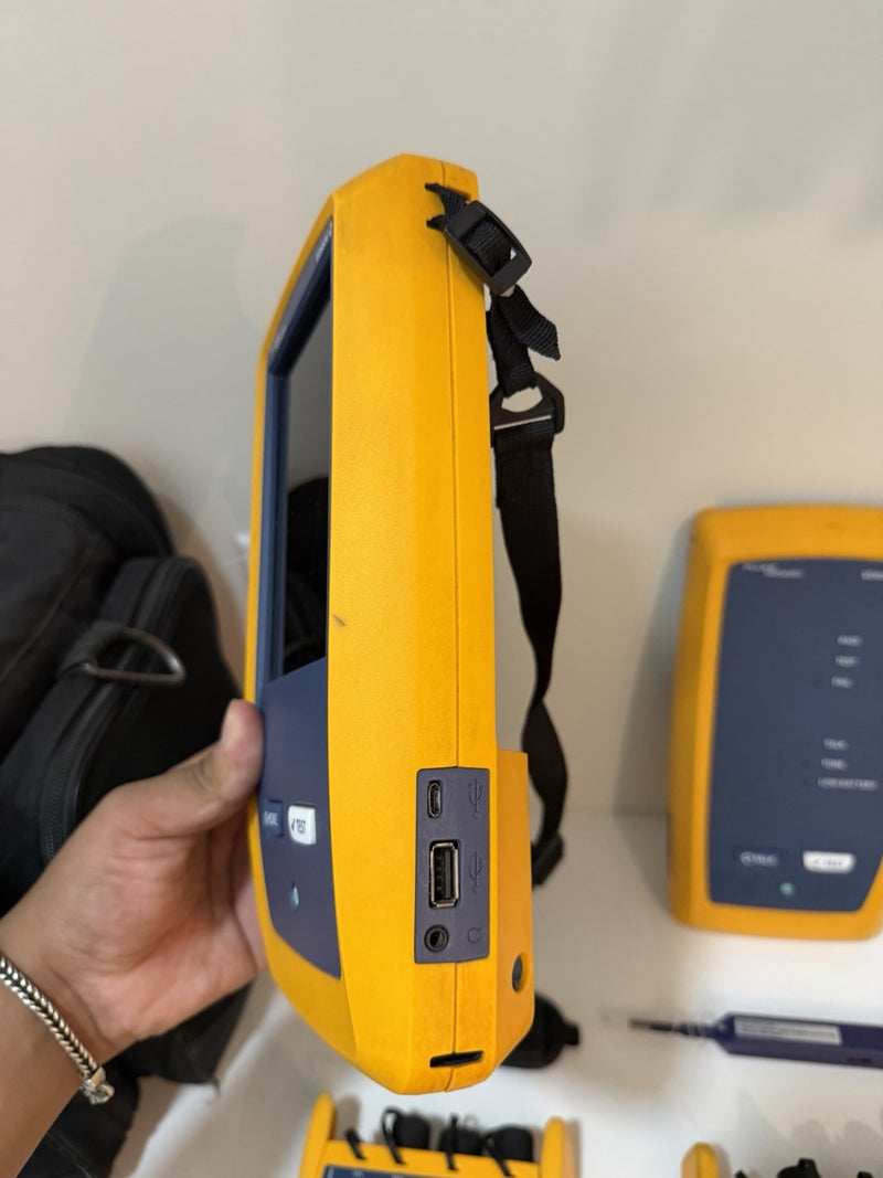 FLUKE NETWORKS CFP2-100-Q CERTIFIBER PRO QUAD OLTS V2 KIT WIFI CALIBRATED 2025