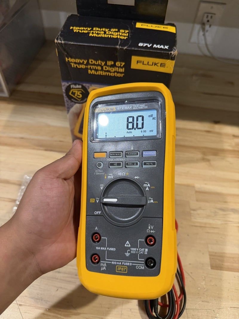 FLUKE 87V MAX TRUE RMS MULTIMETER W/ LEADS & CLIPS
