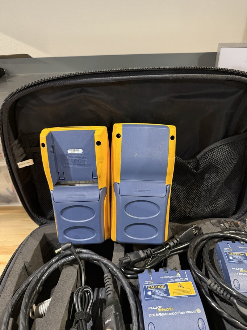 FLUKE DTX-1200 CABLE ANALYZER KIT W ACCESSORIES & MODULES (TESTED) SHIPS FREE