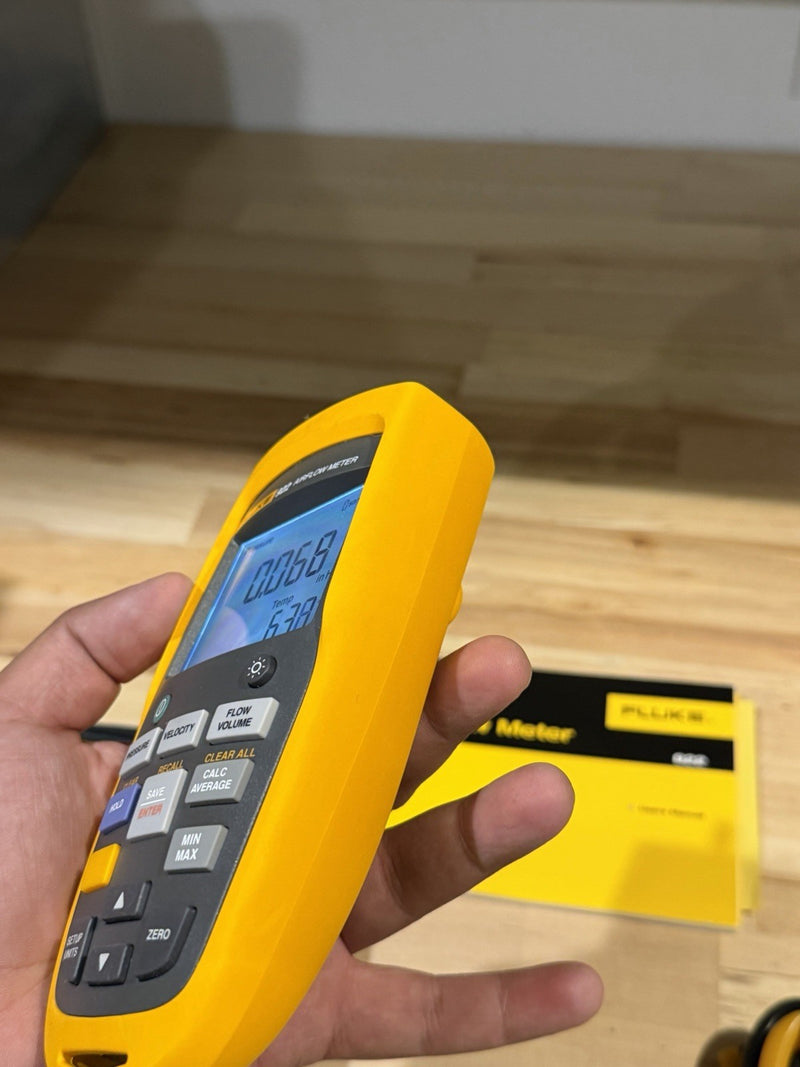FLUKE 922 AIRFLOW METER WITH ACCESSORIES