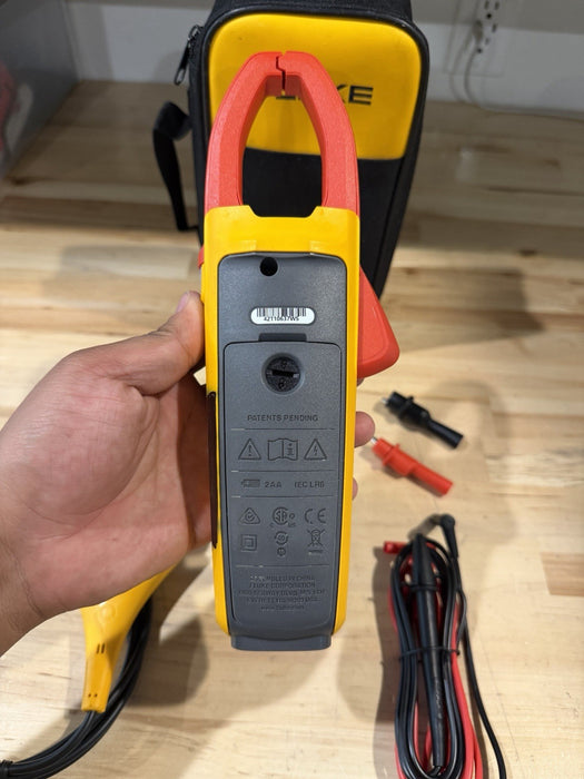 FLUKE 376 WIRELESS TRUE RMS AC/DC CLAMP METER WITH LEADS