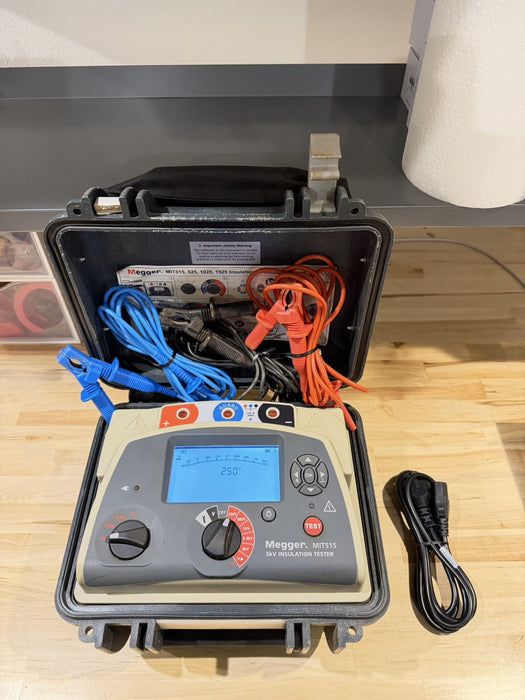 MEGGER MIT515 5KV INSULATION TESTER W/ LEADS & CHARGER (TESTED) FREE SHIPPING
