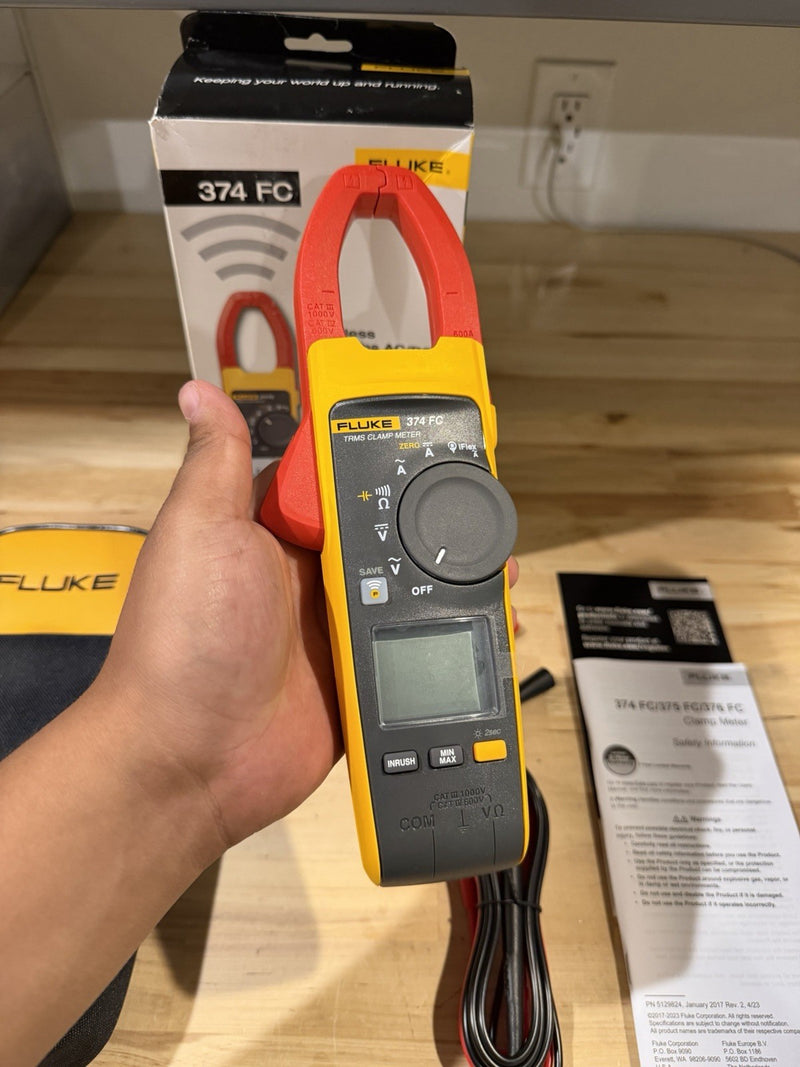 FLUKE 374 FC TRMS CLAMP METER WITH LEADS & CLIPS TESTED
