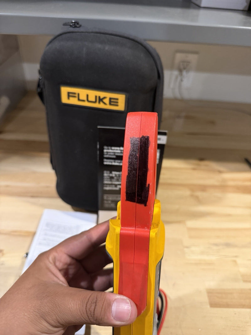FLUKE 393 FC CAT III 1500V TRMS CLAMP METER W/LEADS TESTED
