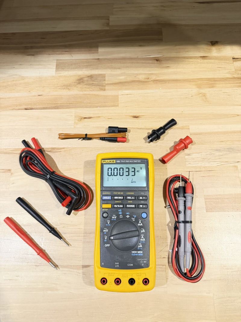 FLUKE 189 TRUE RMS MULTIMETER WITH LEADS & CLIPS TESTED