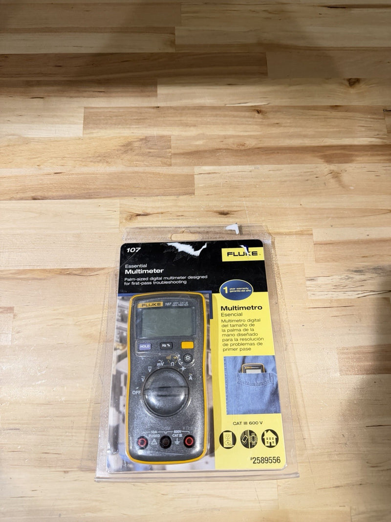 FLUKE 107 METER AC/DC 600V CAT III MULTIMETER WITH LEADS