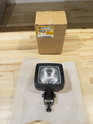 CAT 290-5760 MOUNTED FLOOD LAMP