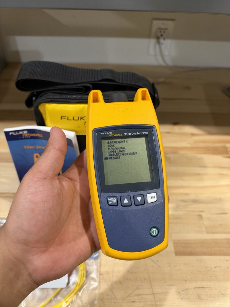 FLUKE NETWORKS FIBER ONESHOT PRO SINGLEMODE TESTER (FREE SHIPPING)