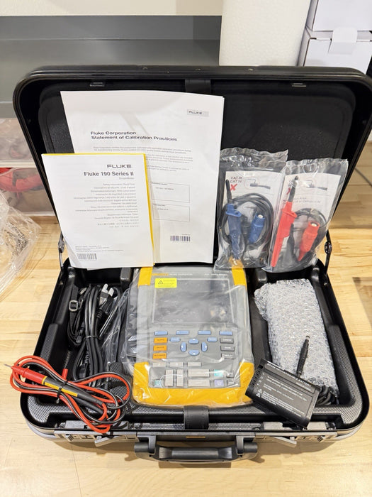 FLUKE 190-062 SCOPEMTER 2CH 60MHZ 625MS/S (NEW FACTORY SEALED) FREE SHIPPING