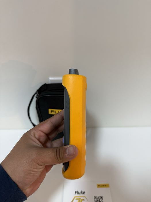 FLUKE HART 1524 DUAL CHANNEL REFERENCE THERMOMETER (FREE SHIPPING) - TESTED