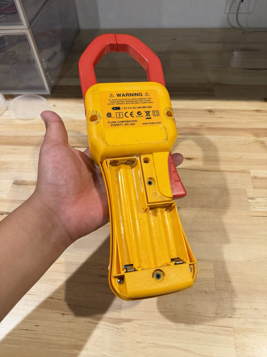 FLUKE 355 TRUE RMS 2000 CLAMP METER - FOR PARTS (PARTS ONLY) SHIPS FAST