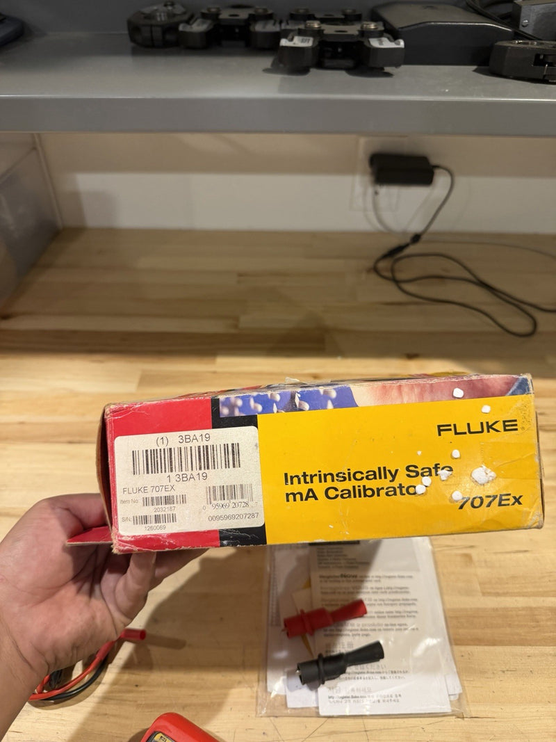 FLUKE 707EX MA CALIBRATOR W/ LEADS & MANUAL (TESTED) FREE SHIPPING