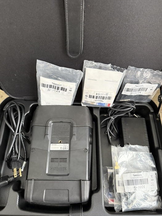 TEKTRONIX THS3024 FOUR CHANNEL OSCILLOSCOPE 200MHZ 5GS/S