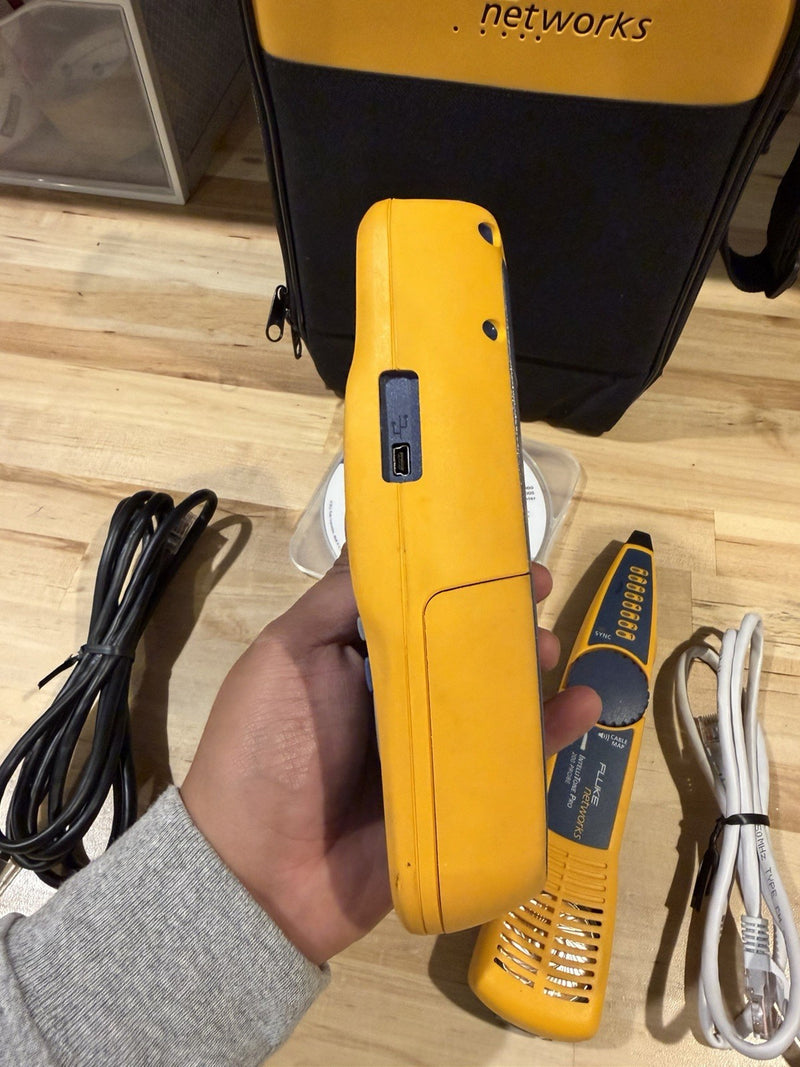 FLUKE NETWORKS LRAT-1000 LINKRUNNER AT-1000 AUTO TESTER W INTELLITONE PROBE 200