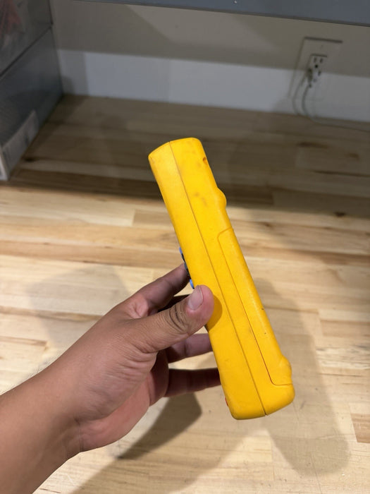 FLUKE 789 PROCESS METER FOR PARTS
