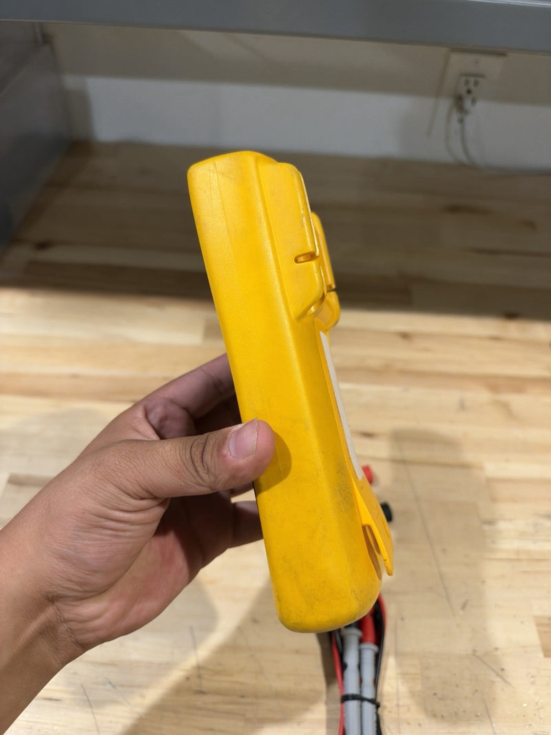 FLUKE 87V TRUE RMS MULTIMETER W/ LEADS (TESTED) SHIPS FAST