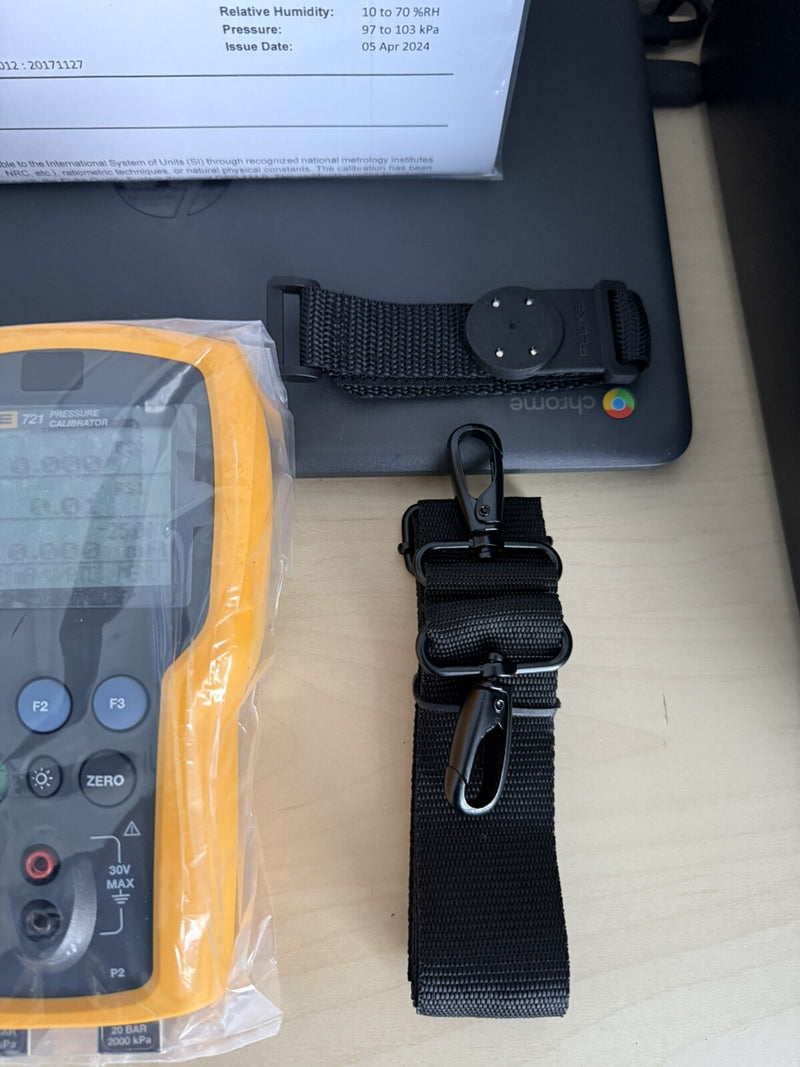 FLUKE 721-1603 DUAL SENSOR PRESSURE CALIBRATOR 16 PSIG 300 PSIG MFD 2024