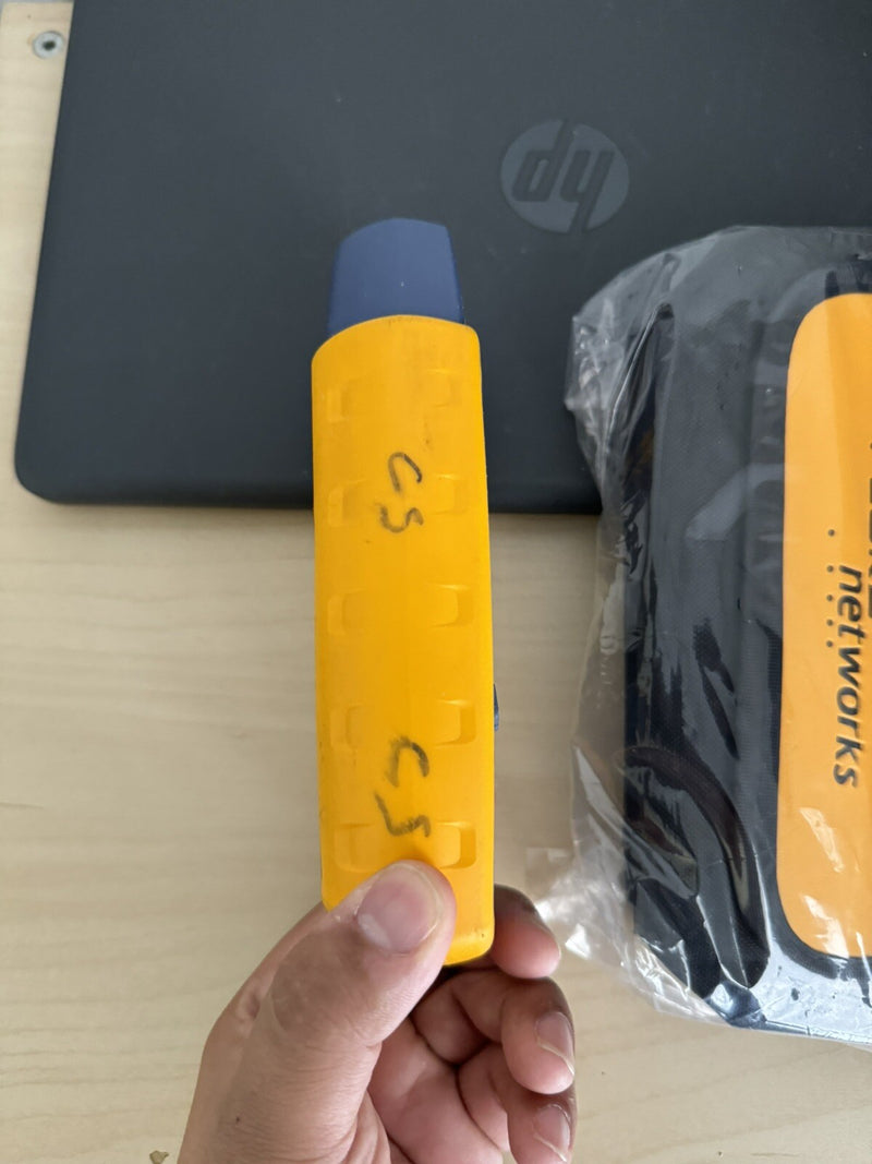 FLUKE NETWORKS MICROSCANNER2 MS2-100 CABLE VERIFIER WITH BAG