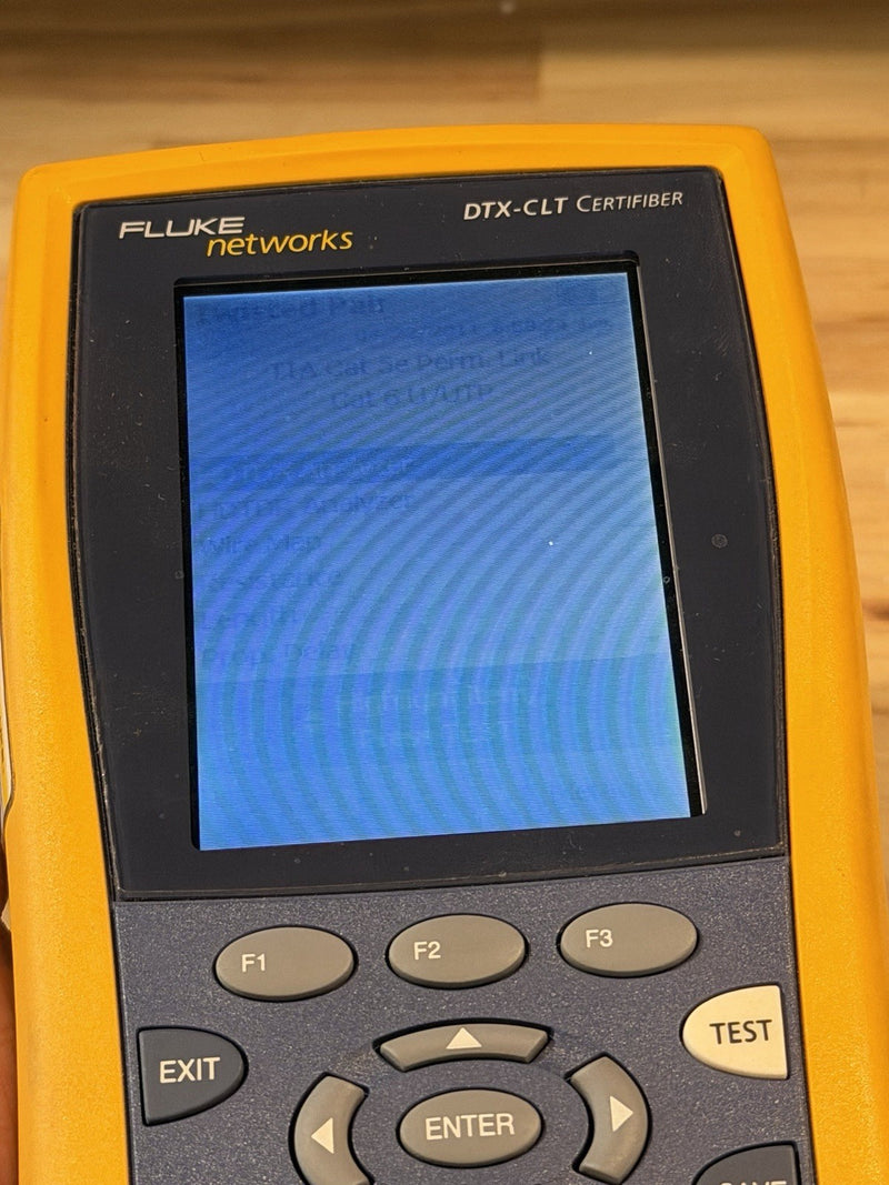 FLUKE NETWORKS DTX-CLT MAINFRAME & W/ CHARGER (TESTED)