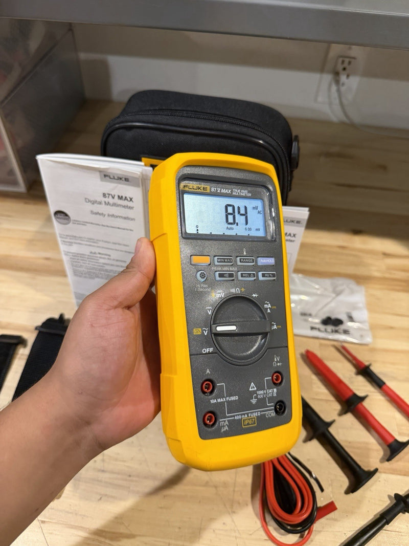 FLUKE 87V MAX TRUE RMS MULTIMETER KIT (FREE SHIPPING) NEW