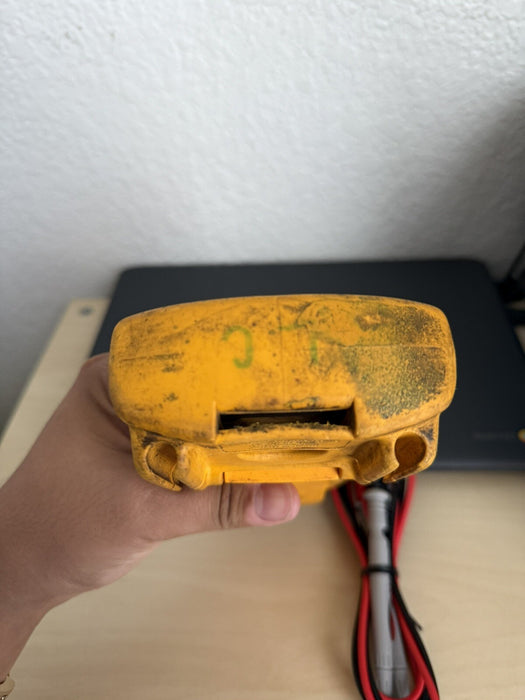 FLUKE 87V TRUE RMS MULTIMETER W /LEADS - FREE SHIPPING (TESTED)