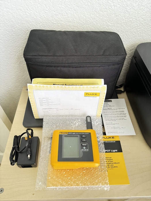 FLUKE BIOMEDICAL SPO2 SPOT LIGHT VITAL SIGB FUNCTIONAL TESTER SIMULATOR